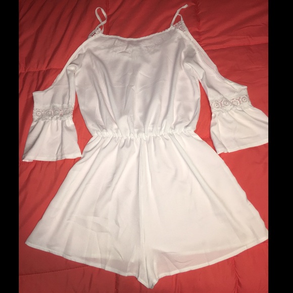 Gorgeous White Embroidered Romper - Picture 4 of 4