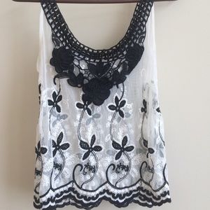 American Rag- Crochet, Lacy Sheer Tank. Beautiful!