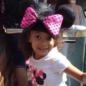 Meet your Posher, Kaye