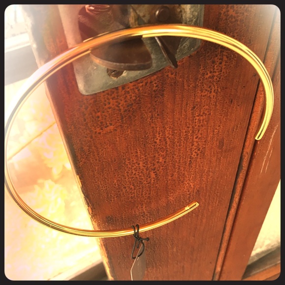 NWT Jules Smith Americana gold choker necklace.