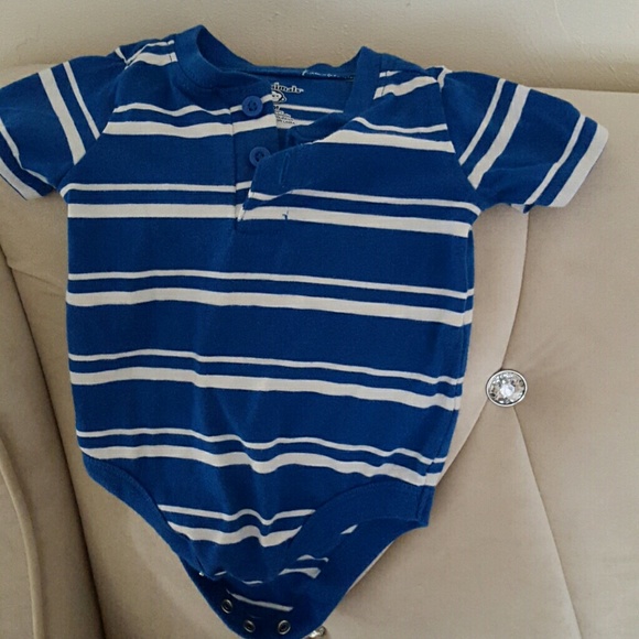 3 shirts for $10 - Picture 4 of 4