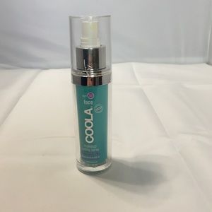 Coola makeup setting spray