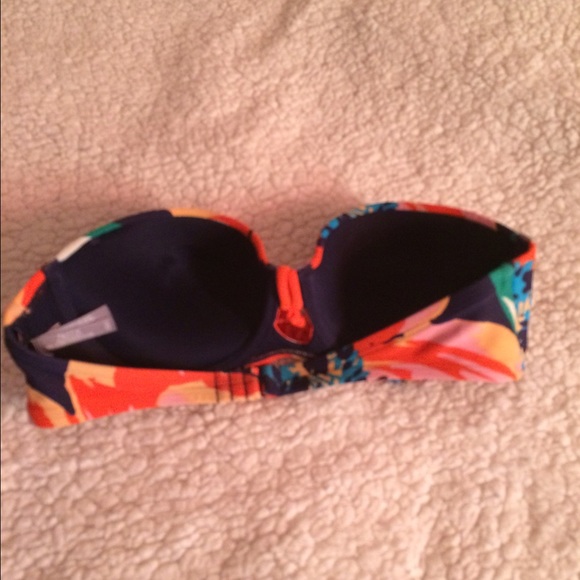 Push-up bikini top - Picture 2 of 4