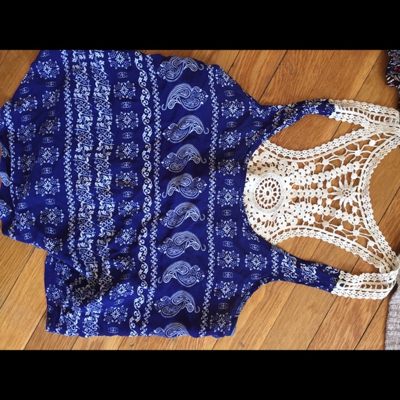 Tank top bundle! - Picture 2 of 4