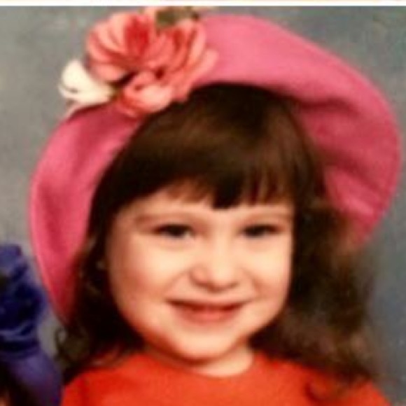 Meet your Posher, Rachel - Picture 2 of 4