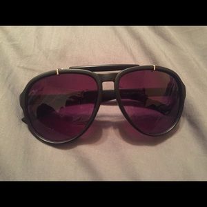 Womens 🌷 Black plastic sunglasses
