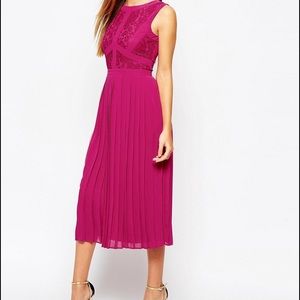 // ✨Final offer ✨// ASOS Lace Pleated Midi Dress