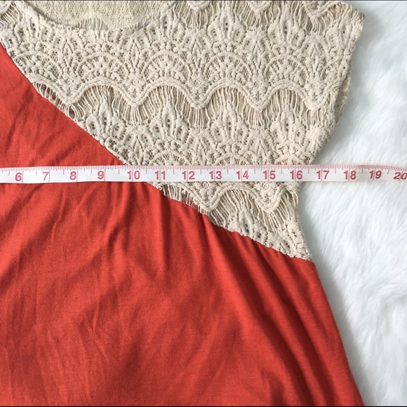 Staring At Stars Crochet Detail Tee - Picture 3 of 4