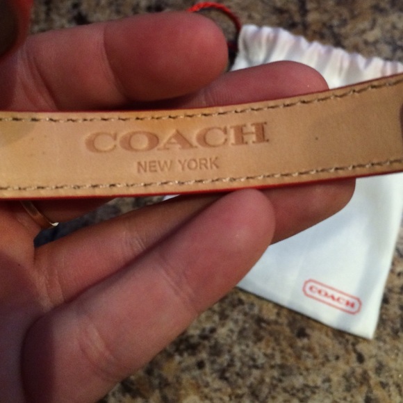Authentic coach bracelet - Picture 2 of 3