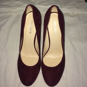 Maroon pumps