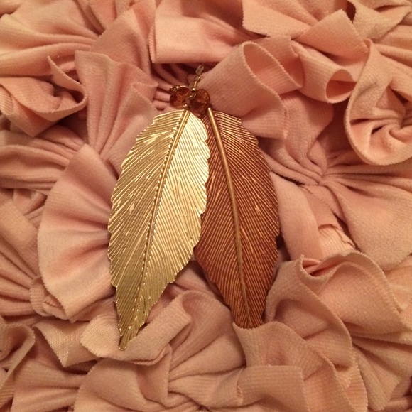 Gold leaf earrings