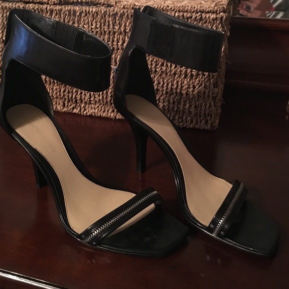 Black shoes never worn great price
