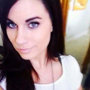 Meet your Posher, Candace