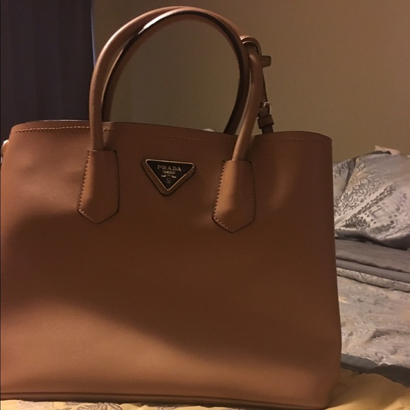 Large light brown purse