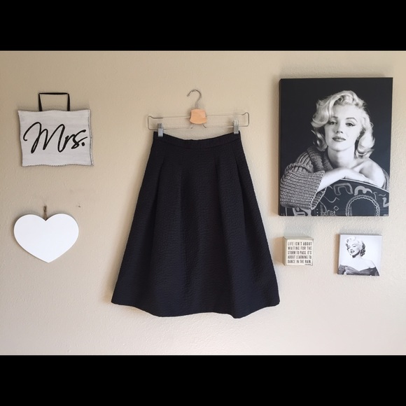 H&M Textured, High-Waisted Midi Skirt