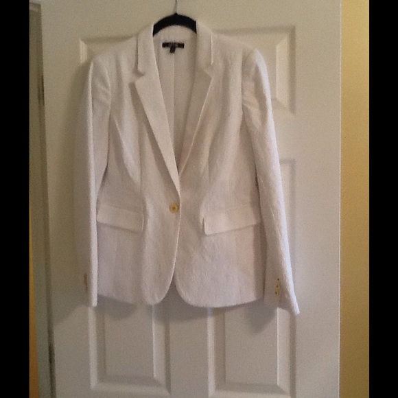 Nice Textured White Jacket From Apt 9 Size 10