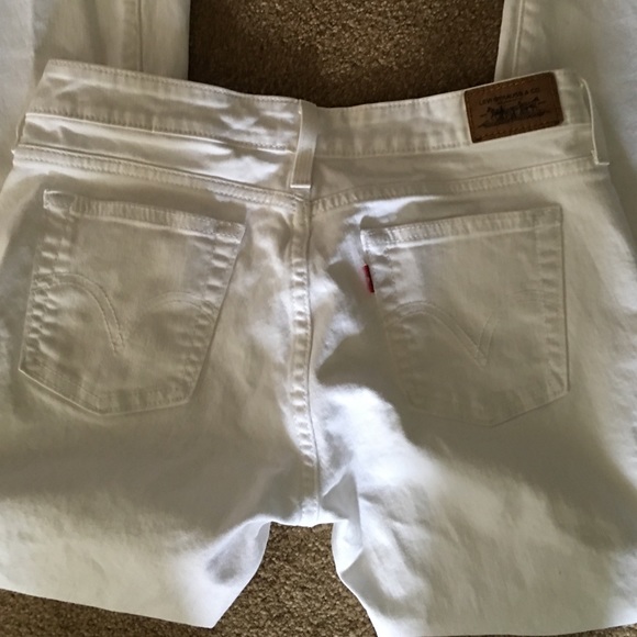 CLASSIC WHITE LEVI JEANS - Picture 4 of 4