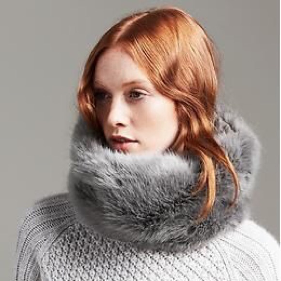 Gray Fur Banana Republic Collar/Muff