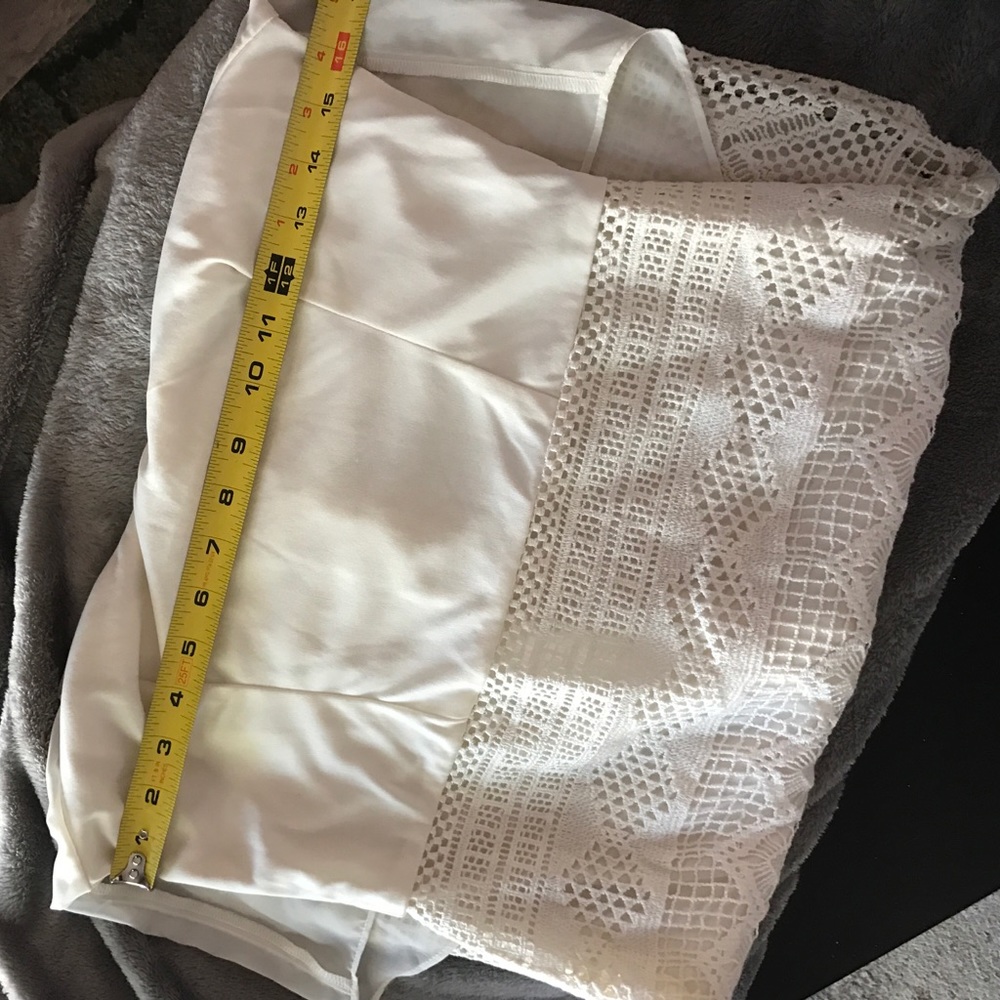 Host Pick - AEO Ivory Crochet Dress - Picture 5 of 6