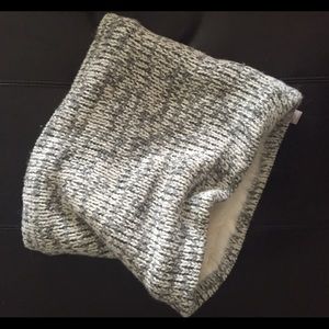 Gray/Cream/Silver Fur Banana Republic Collar/Scarf