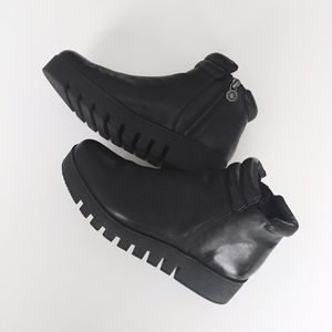 Max Studio Black Leather Lug Sole Boots