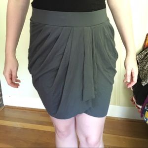 Grey three dots skirt. Size medium