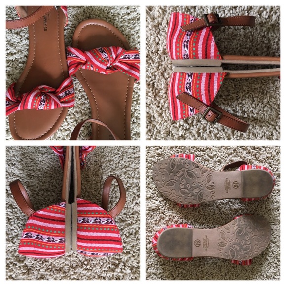 Festive | Sandals - Picture 4 of 4