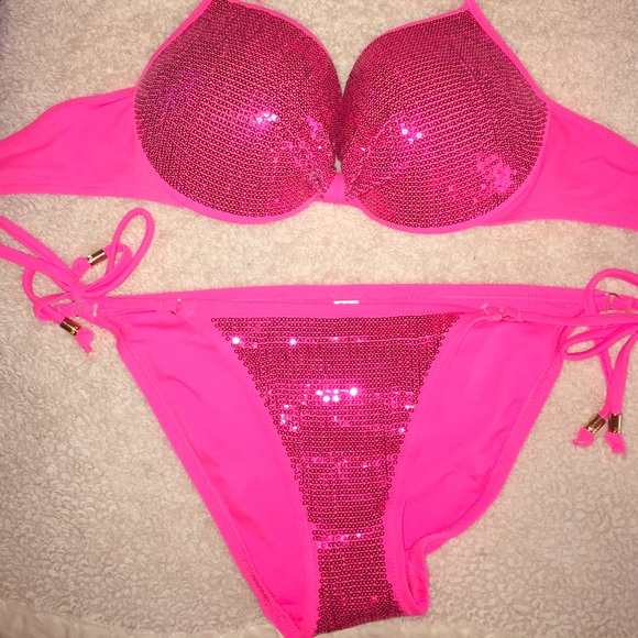 Victoria's Secret bikini 👙 - Picture 1 of 2
