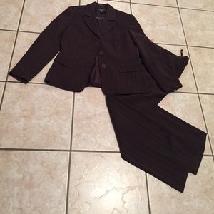 Dress suit - pants and blazer