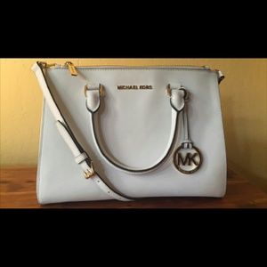 Micheal Kors Satchel