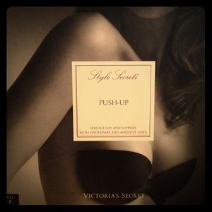 B-cup Adhesive strapless push-up bra