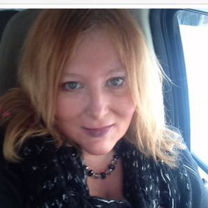 Meet your Posher, Stacie