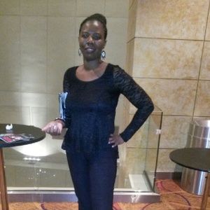 Meet your Posher, Shemika