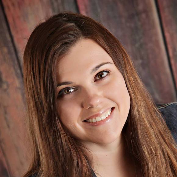 Meet your Posher, Jenni