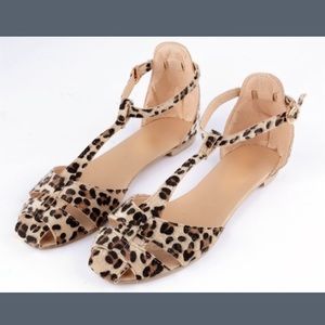Leopard flats