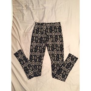 Aztec Print Leggings