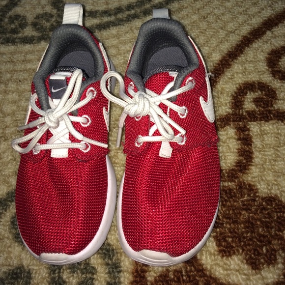Nike Roshes for toddlers