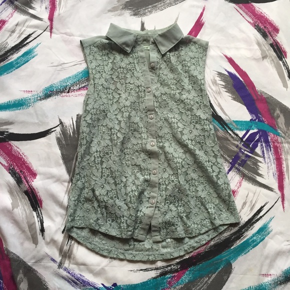 Kimchi Blue floral lace blouse