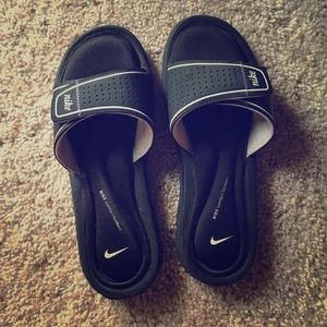 Nike slip on sandals