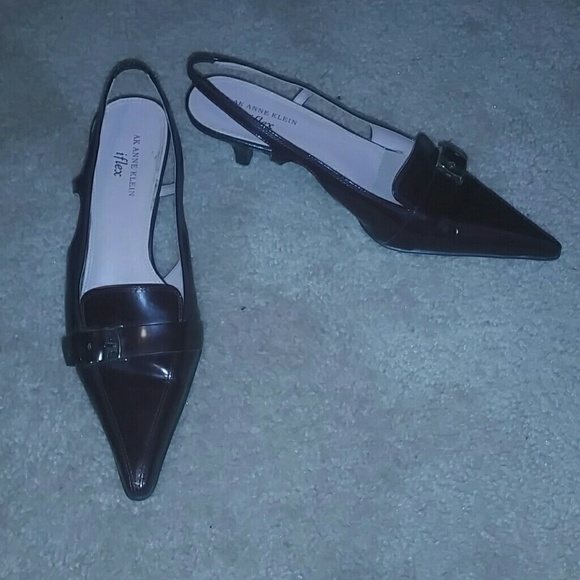 Anne Klein slingbacks worn once