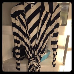 Old Navy Wrap dress size lg