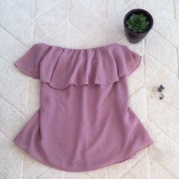 🌸Dusty rose flowy strapless blouse🌸