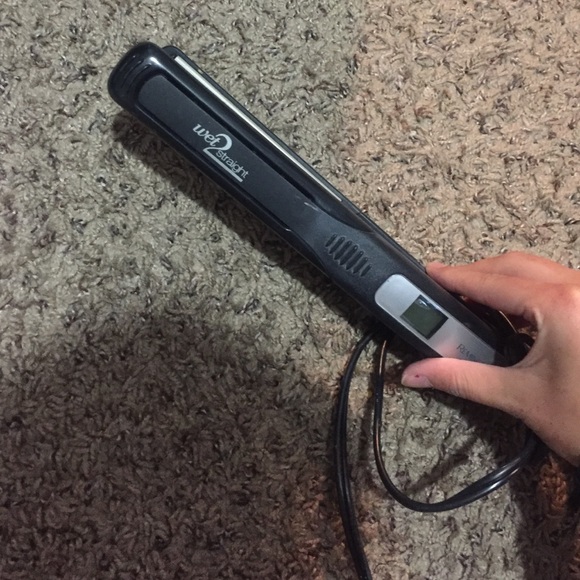 Wet 2 Straight straightener