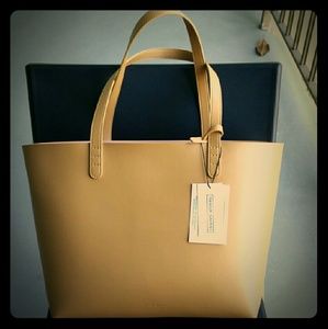 Inspired Mansur Bucket bag brand large tan tote