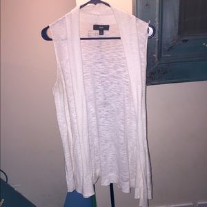 Sleeveless sweater cardigan