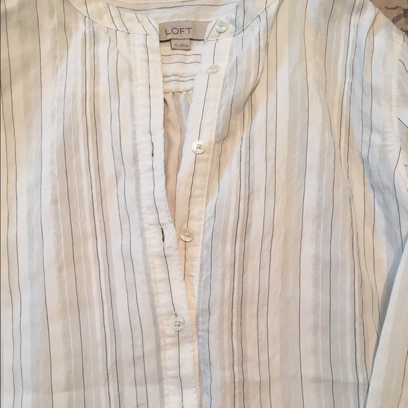Loft button down blouse - Picture 2 of 2