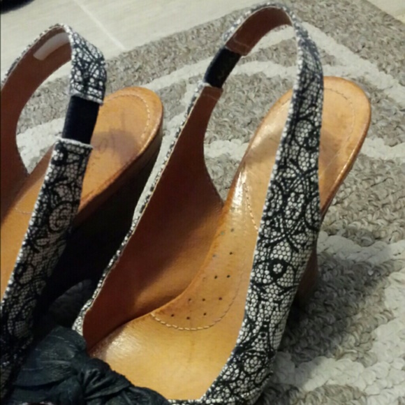 Naya wedge sandals - Picture 2 of 4