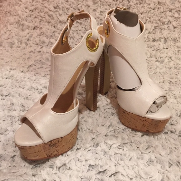 White Colin Stuart high heels sandals