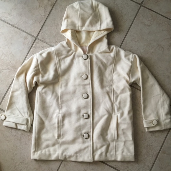 Liz Lisa white coat