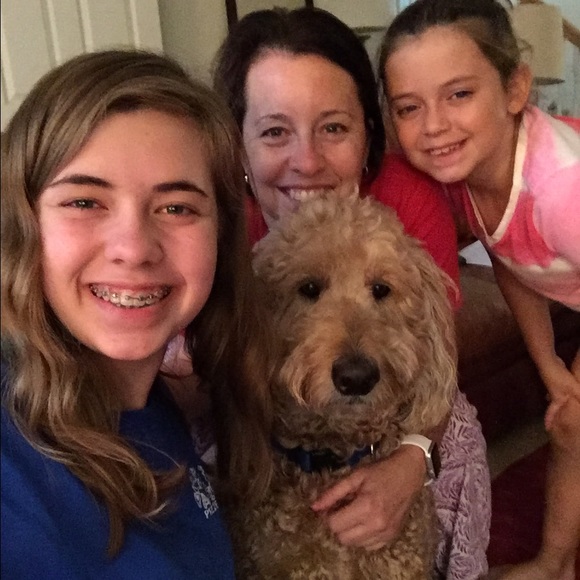 Meet your Posher, Kristen - Picture 3 of 3